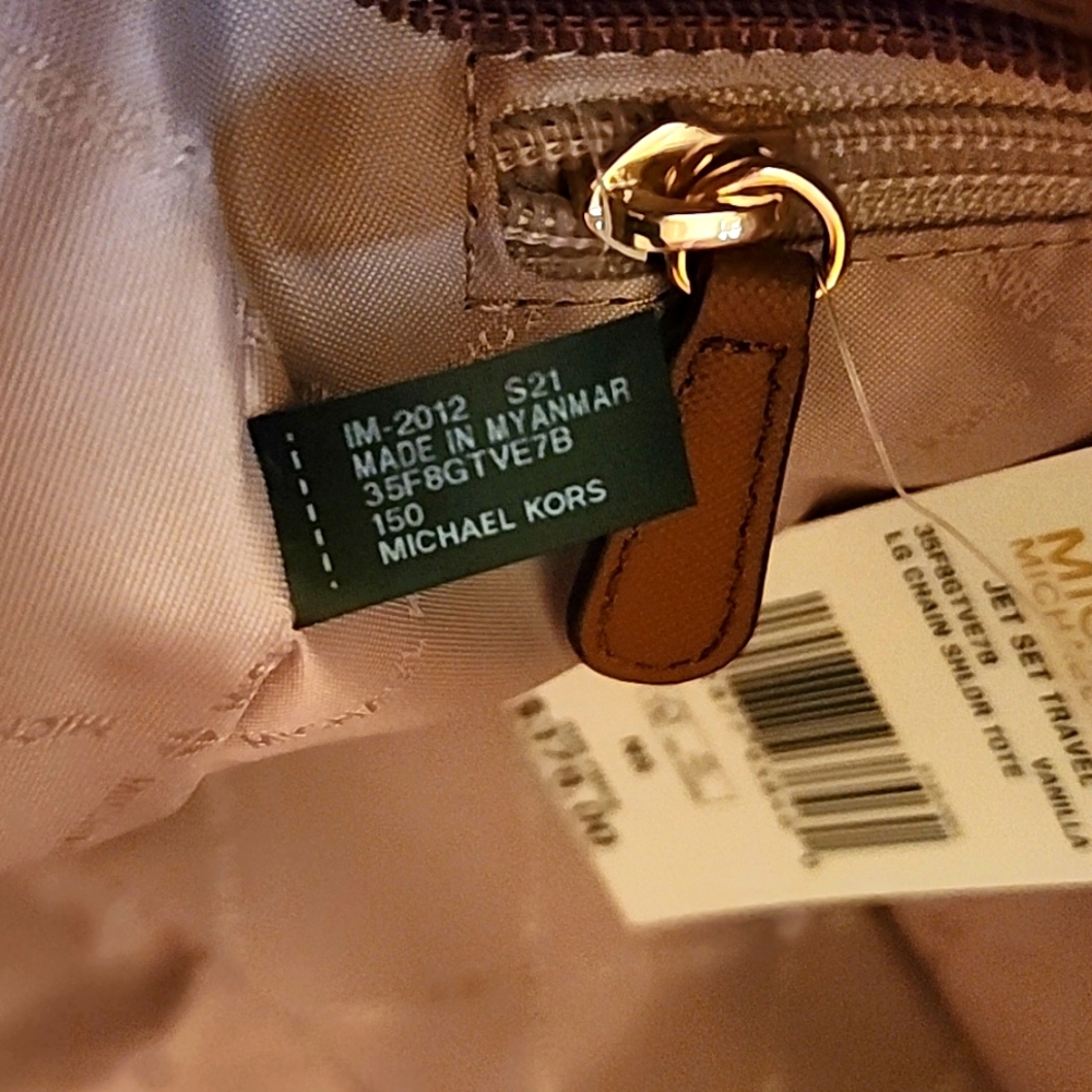 [SOLD]Michael Kors Jet Set Travel Large Chain Shoulder Tote Bag - Picture 13 of 13